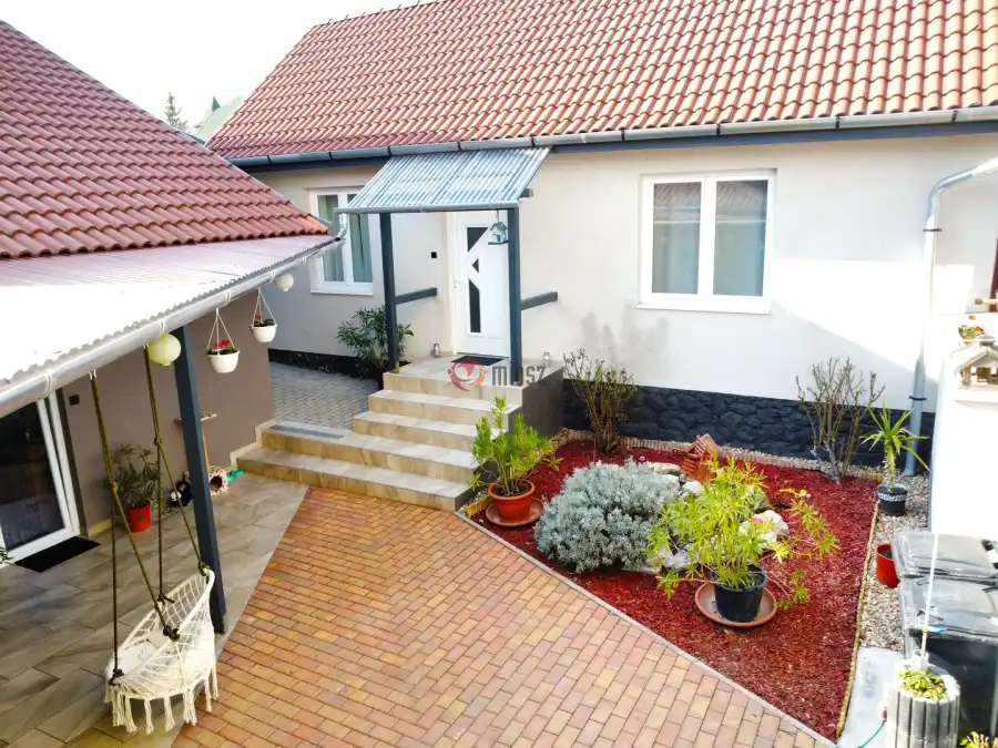 eladó családi ház, Eger