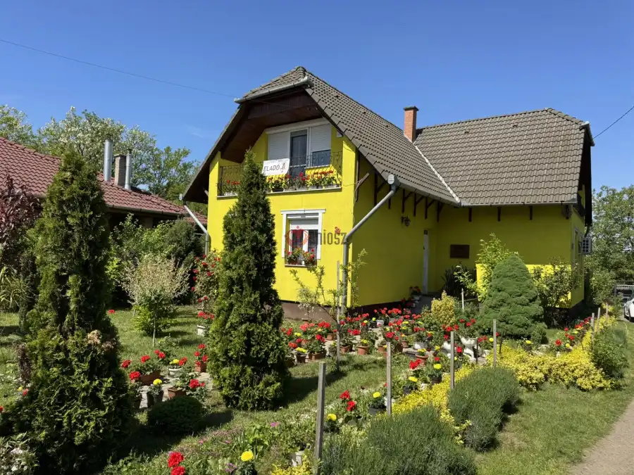 eladó családi ház, Heves