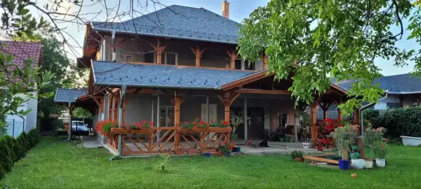 Eladó családi ház, Heves 5 szoba 200 m² 67.5 M Ft