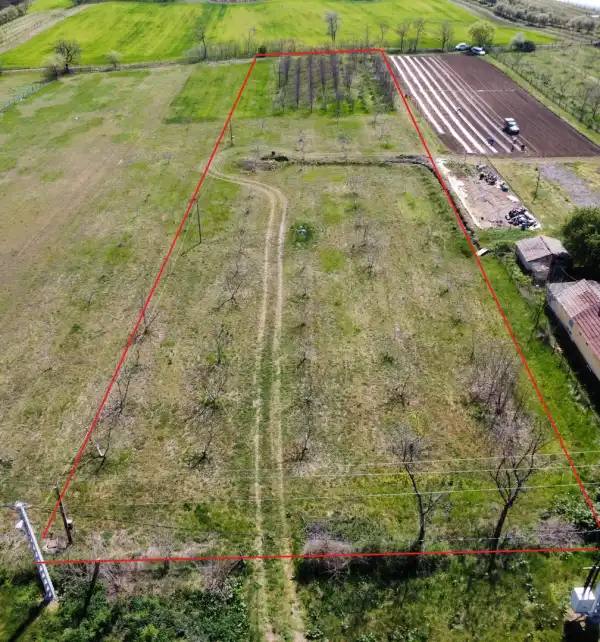 Eladó Építési telek, Heves 9819 m² 7.9 M Ft