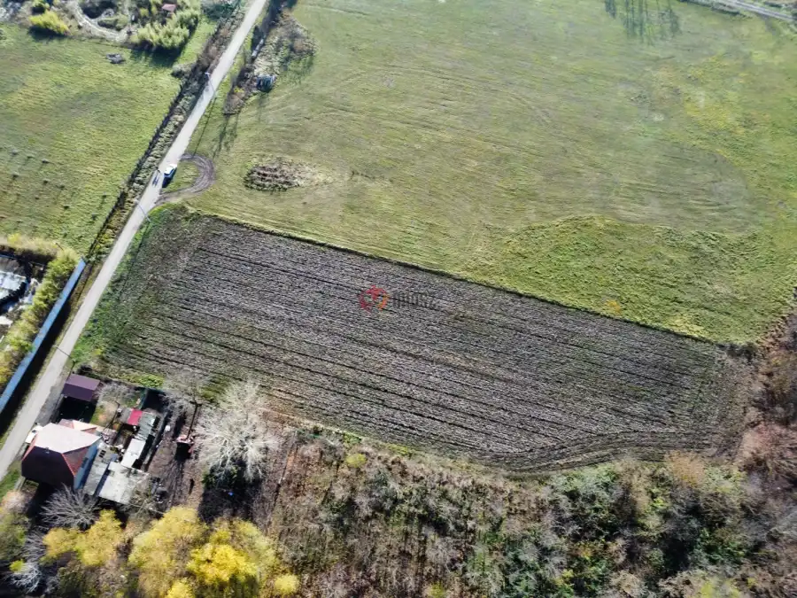 eladó  Építési telek, Tenk